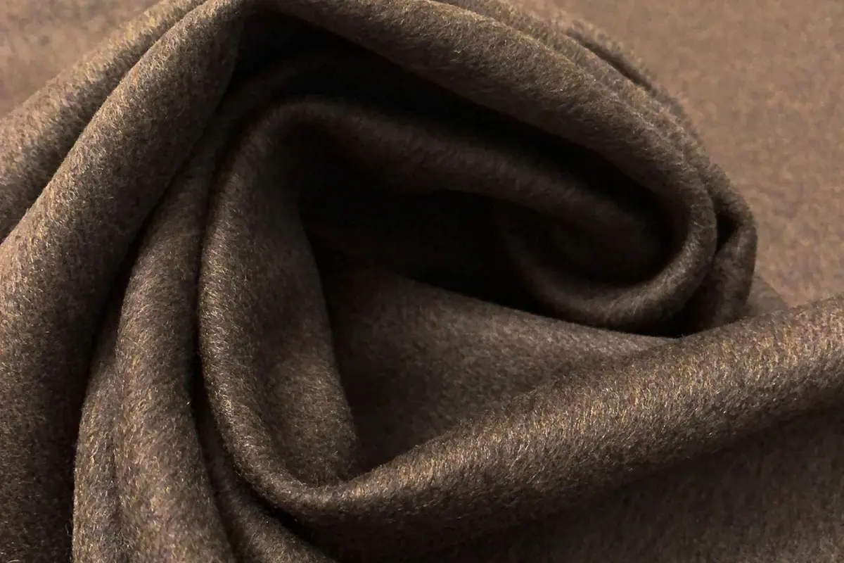 Binh Tailor - Unsere Stoffpartner