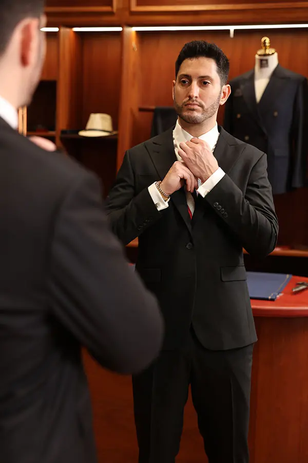 Binh Tailor - Optimierte Passform & klare Silhouette